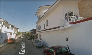 VENTA DE CASA EN PUERTOVALLARTA COL.CENTRO PITILLAL