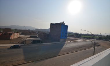 Casa 4 pisos condominio El Olivar, Carabayllo, cochera privada opcional