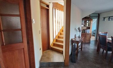 Linda casa 5D, 3B ,4E   subida Lusitania barrio Miraflores