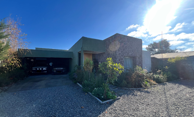 En Venta Propiedad Ideal para Inversión o Uso Familiar Múltiple