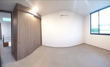 Remato Casa en Fraccionamiento Novaportalia, Paseos del Sol Zapopan