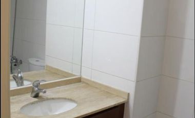 La Propiedad está emplazada en el sector consolidado central de la ciudad, conlindante a la Plaza de Armas, en pleno Centro Comercial de Talca.-