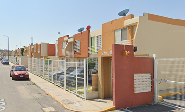 Casa en venta en calle Troas,  Fracc. Los Héroes San Pablo, Tecámac, Edo. de México