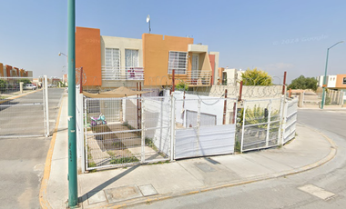 Casa en venta en calle Troas,  Fracc. Los Héroes San Pablo, Tecámac, Edo. de México