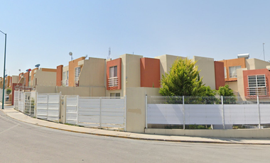 Casa en venta en calle Troas,  Fracc. Los Héroes San Pablo, Tecámac, Edo. de México