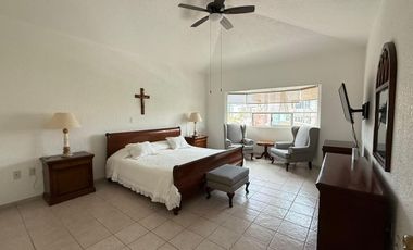 CASA EN RENTA EN FRACCIONAMIENTO LOMAS DE COCOYOC MORELOS