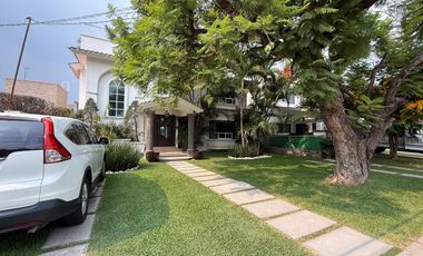 CASA EN RENTA EN FRACCIONAMIENTO LOMAS DE COCOYOC MORELOS