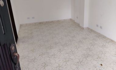 SE ARRIENDA LOCAL COMERCIAL CALLE 39 N° 22-16 B. CENTRO FRENTE AL PARQUE BOLIVAR