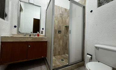 CASA EN VENTA EN FRACCIONAMIENTO LOMAS DE COCOYOC MORELOS
