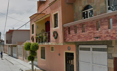 OPRTUNIDAD DE BELLA CASA EN  ZONA CENTRO ROMITA, GUANAJUATO 