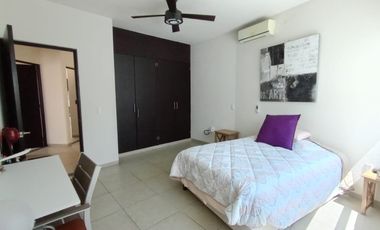 CASA EN VENTA EN FRACCIONAMIENTO LOMAS DE COCOYOC MORELOS