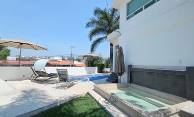 CASA EN VENTA EN FRACCIONAMIENTO LOMAS DE COCOYOC MORELOS