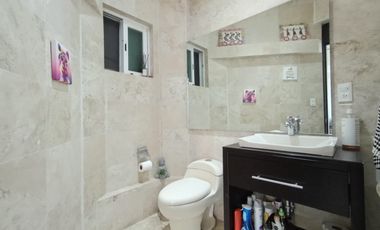 CASA EN VENTA EN FRACCIONAMIENTO LOMAS DE COCOYOC MORELOS