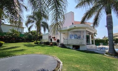 CASA EN VENTA EN FRACCIONAMIENTO LOMAS DE COCOYOC MORELOS