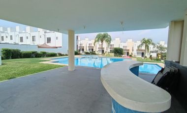 CASA EN VENTA EN FRACCIONAMIENTO LOMAS DE COCOYOC MORELOS