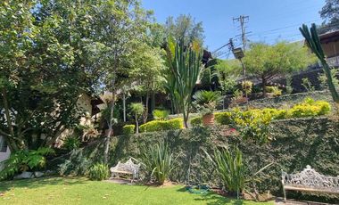 CASA VALLESANA EN VENTA CON ESPECTACULAR VISTA AL LAGO