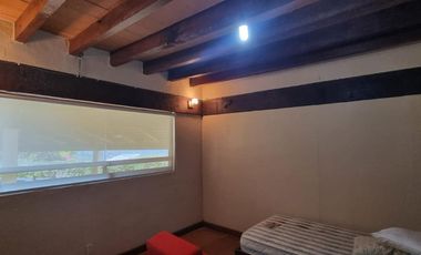 CASA VALLESANA EN VENTA CON ESPECTACULAR VISTA AL LAGO