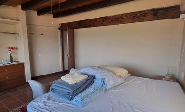 CASA VALLESANA EN VENTA CON ESPECTACULAR VISTA AL LAGO