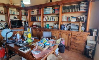 CASA VALLESANA EN VENTA CON ESPECTACULAR VISTA AL LAGO