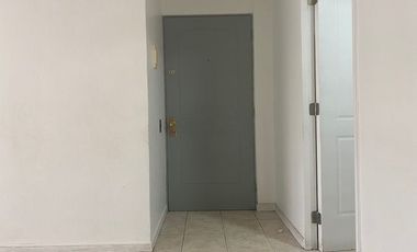 SE VENDE DEPTO EN EDIF. REINA ISIDORA.