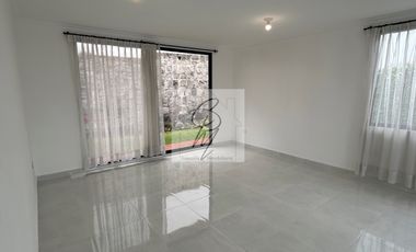 ARRIENDO CASA CUMBAYÁ LA PRIMAVERA 3 DORMITORIOS