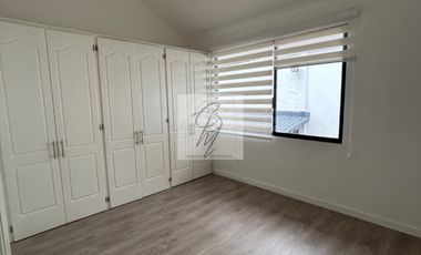 ARRIENDO CASA CUMBAYÁ LA PRIMAVERA 3 DORMITORIOS