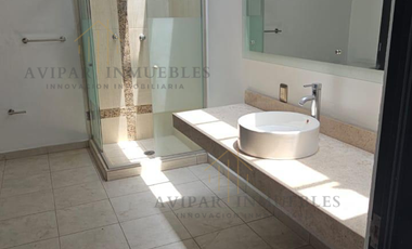 Bella casa en venta ubicada en circuito viñedos en Bosques de San Juan