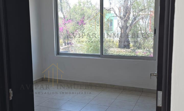 Bella casa en venta ubicada en circuito viñedos en Bosques de San Juan