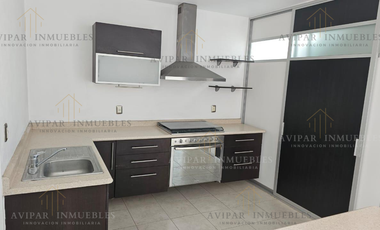 Bella casa en venta ubicada en circuito viñedos en Bosques de San Juan