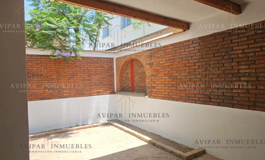 Bella casa en venta ubicada en circuito viñedos en Bosques de San Juan