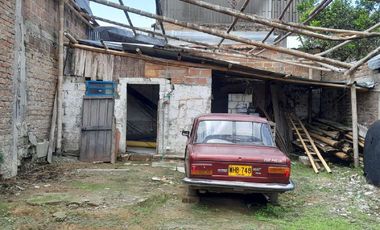 LOTE EN VENTA EN EL CENTRO DE QUIMBAYA - QUINDIO.  ¡Oportunidad Única!