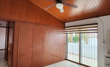 Casa en venta fraccionamiento bugambilias primera sección coto 4 recamaras 4 estacionamientos