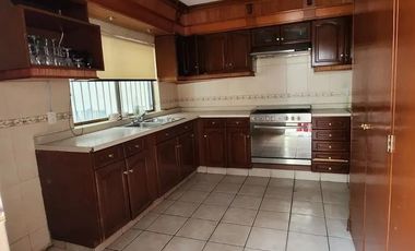 Casa en venta fraccionamiento bugambilias primera sección coto 4 recamaras 4 estacionamientos