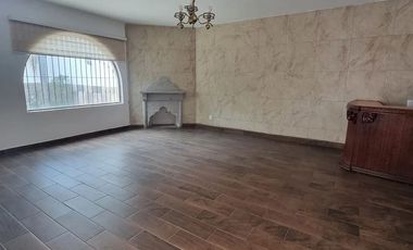 Casa en venta fraccionamiento bugambilias primera sección coto 4 recamaras 4 estacionamientos