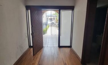 Casa en venta fraccionamiento bugambilias primera sección coto 4 recamaras 4 estacionamientos