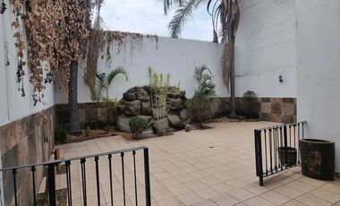 Casa en venta fraccionamiento bugambilias primera sección coto 4 recamaras 4 estacionamientos