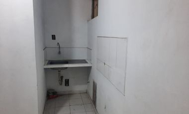 ALQUILO CASA PARA OFICINA O VIVIENDA