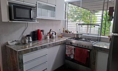 Vendo casa primer y segundo piso, con jardin en Matellini, 4 hab. 164 m2