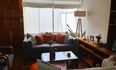 Vendo casa primer y segundo piso, con jardin en Matellini, 4 hab. 164 m2