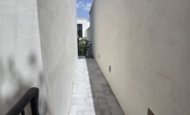 CASONA EN VENTA A 300 METROS DE PASEO MONTEJO MÉRIDA YUCATÁN