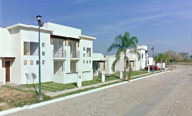 VENTA DE HERMOSA CASA