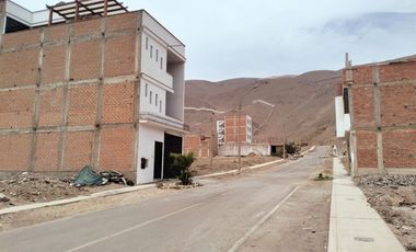 En Venta Terreno En Urbanizacion La Alameda De Lima Norte - Santa Rosa