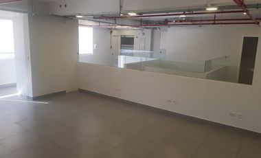 OPORTUNIDAD VENDO OFICINA URB SANTA CATALINA