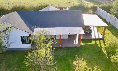 CASA EN ARRIENDO - LAS MERCEDES - REQUÍNOA