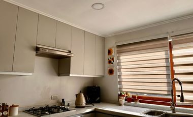 CASA EN ARRIENDO - LAS MERCEDES - REQUÍNOA