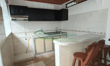 EN GIRARDOT - CUNDINAMARCA- BARRIO KENNEDY VENDEMOS CASA DE DOS PISOS CON 4 APTOS INDEPENDIETES.