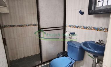 EN GIRARDOT - CUNDINAMARCA- BARRIO KENNEDY VENDEMOS CASA DE DOS PISOS CON 4 APTOS INDEPENDIETES.