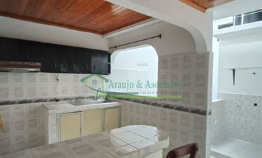 EN GIRARDOT - CUNDINAMARCA- BARRIO KENNEDY VENDEMOS CASA DE DOS PISOS CON 4 APTOS INDEPENDIETES.