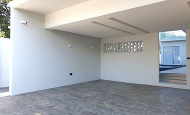 Modern Minimalist Pool Villa in Hang Dong, Chiang Mai