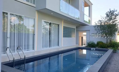 Modern Minimalist Pool Villa in Hang Dong, Chiang Mai